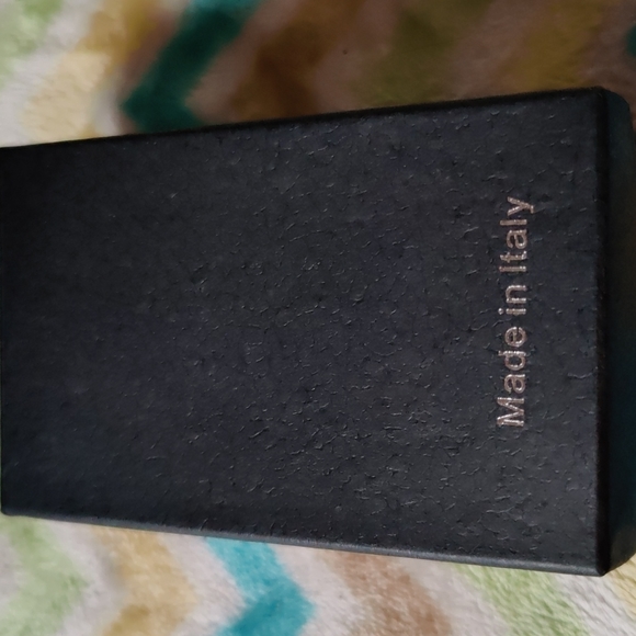 18. My SeeSeeMade in Italy Murano Glass Necklace on Leather Cord - Picture 3 of 4